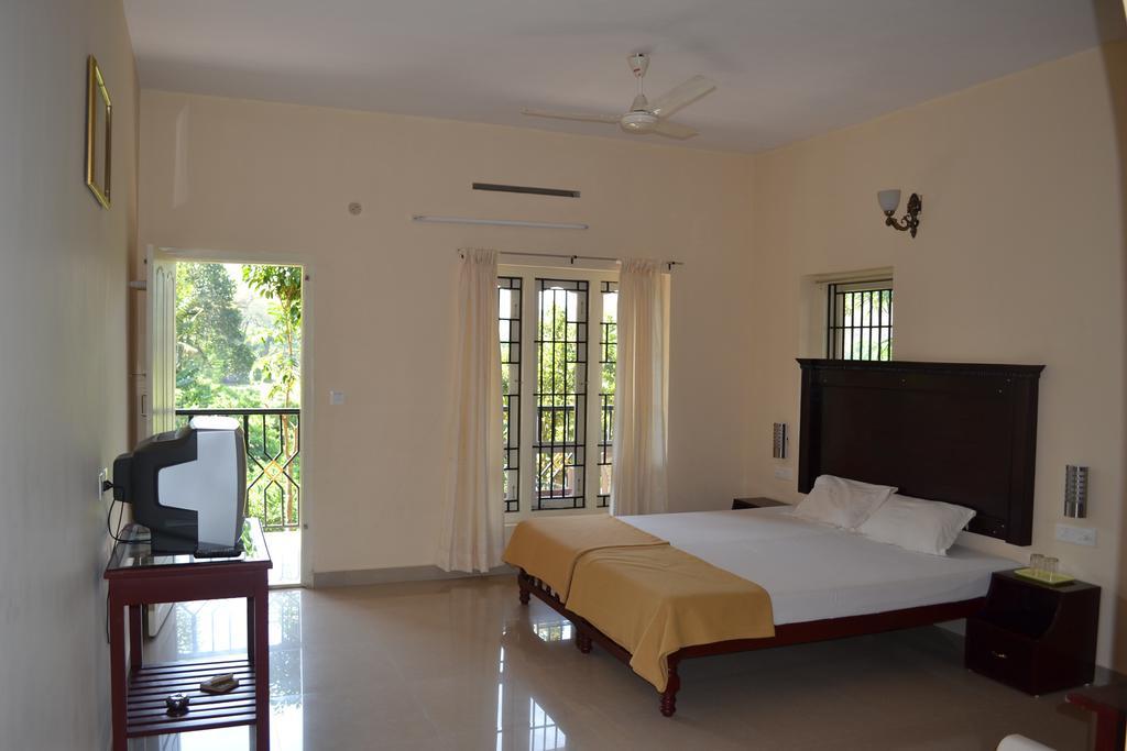 Kerala House Apartment Thekkady Exterior photo